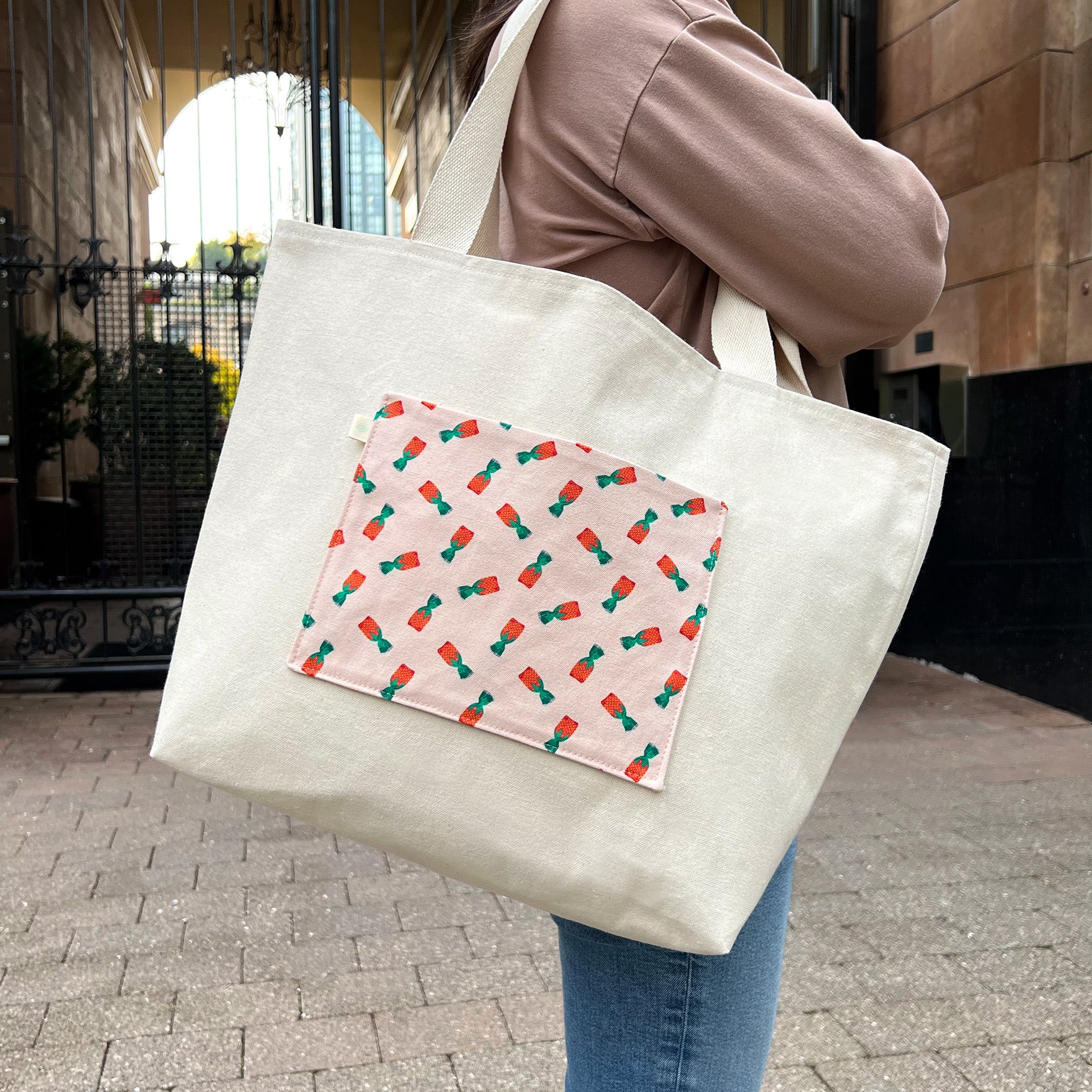 Strawberry candy pattern canvas tote bag by I&