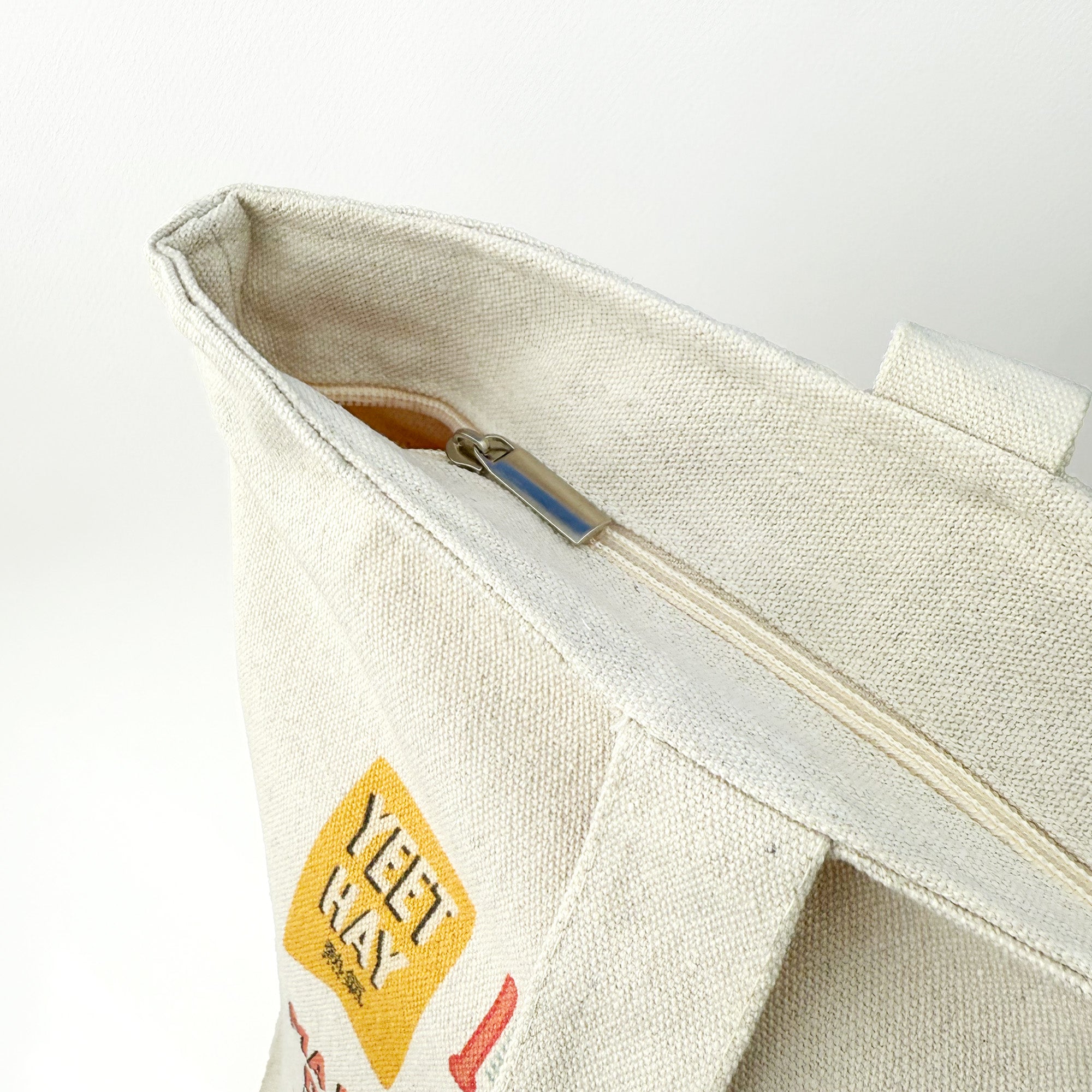 Cantonese sayings tote bag with zipper by I&